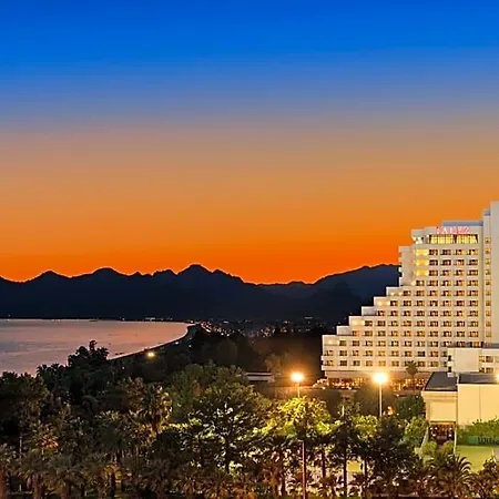 أوزجايماك فاليز 5* أنطاليا