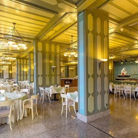Hotel Oezkaymak Falez