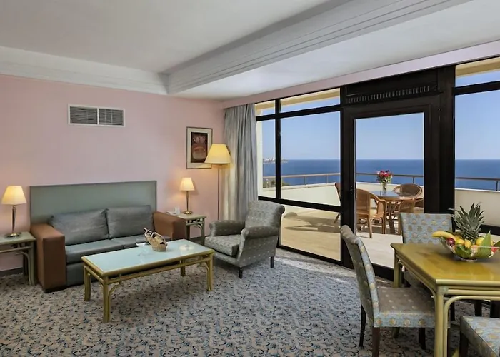 Oezkaymak Falez Hotel