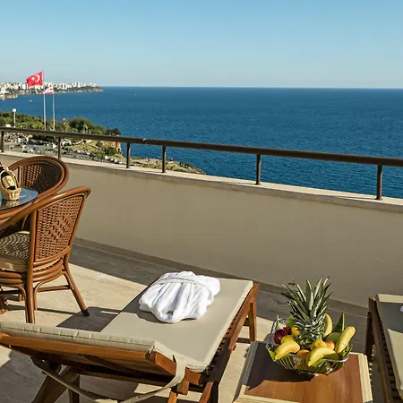 Oezkaymak Falez Отель