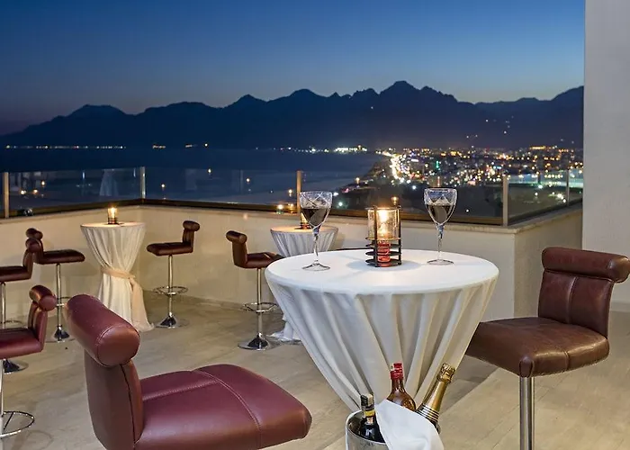 Hotel Oezkaymak Falez Antalya